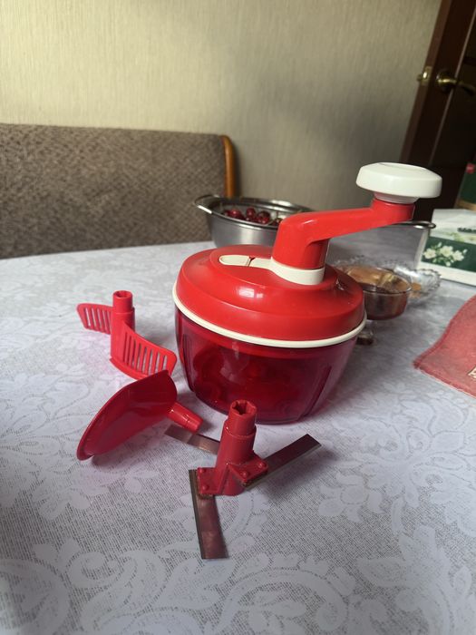Tupperware Power Chef System, ручной измельчитель.