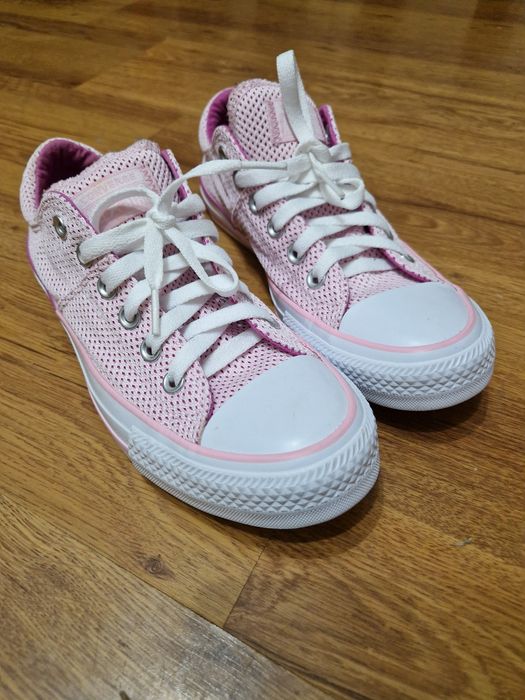 Teniși Converse roz
