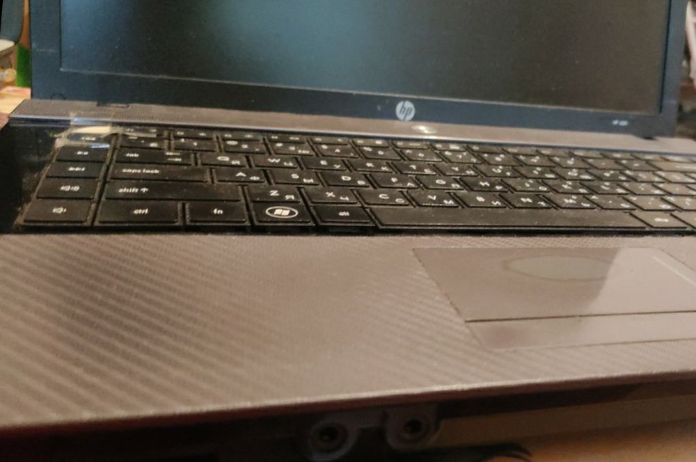 Простой Ноутбук HP 620