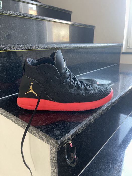 Nike Air Jordan Reveal 42