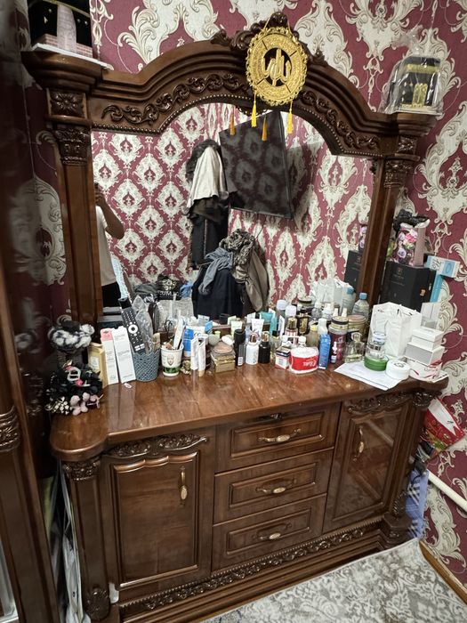 Spalniy mebel sotiladi!!