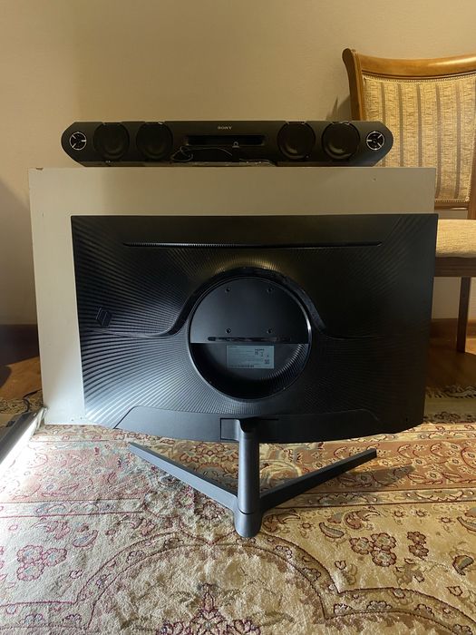 Монитор Samsung.