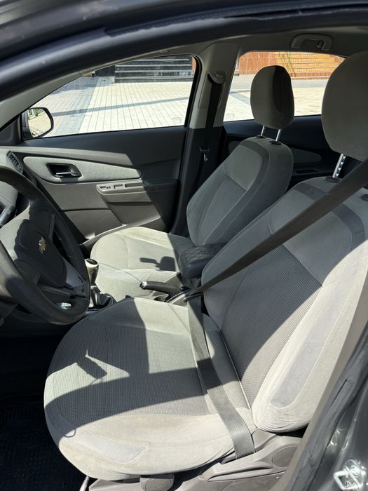 Chevrolet Cobalt 2017 — 4
