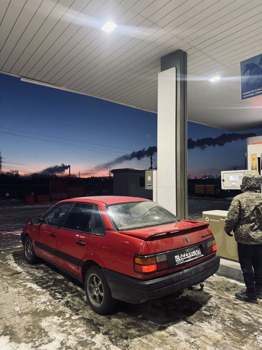 Продам на запчасть пассат б3