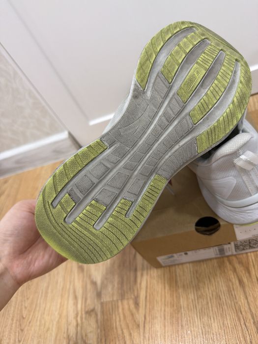 Кроссовки Anta 41р