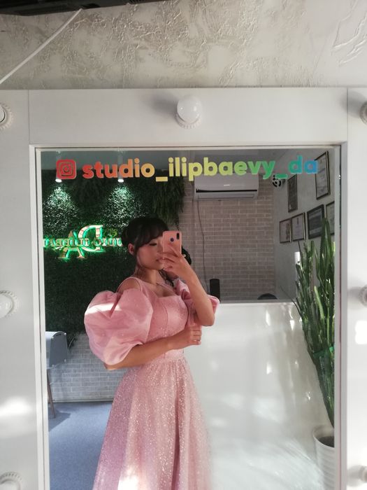 Платье вечернее в розовом цвете