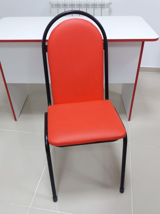 2 стола,5 стульев