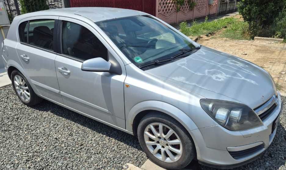 OPEL Astra 2004