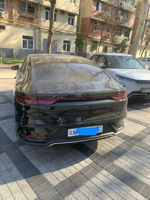 Продаю BYD Han 605