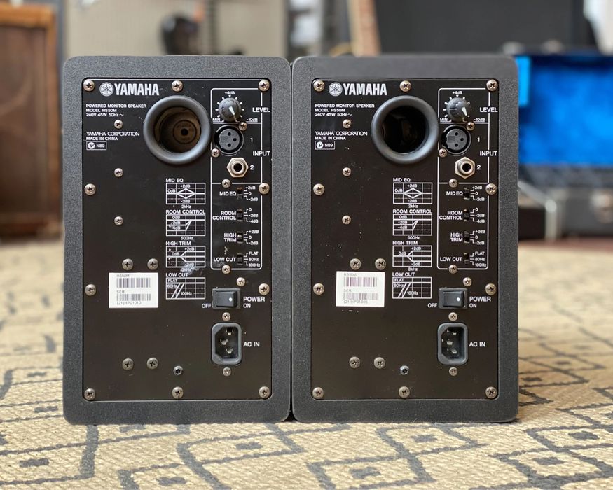 СРОЧНО Студийные Мониторы Yamaha HS5