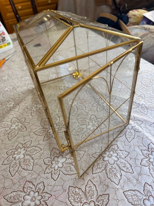 кутия  за пликове