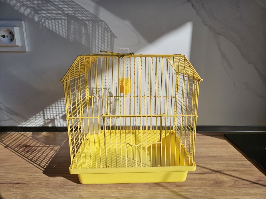 Клетки за малки птички + подарък