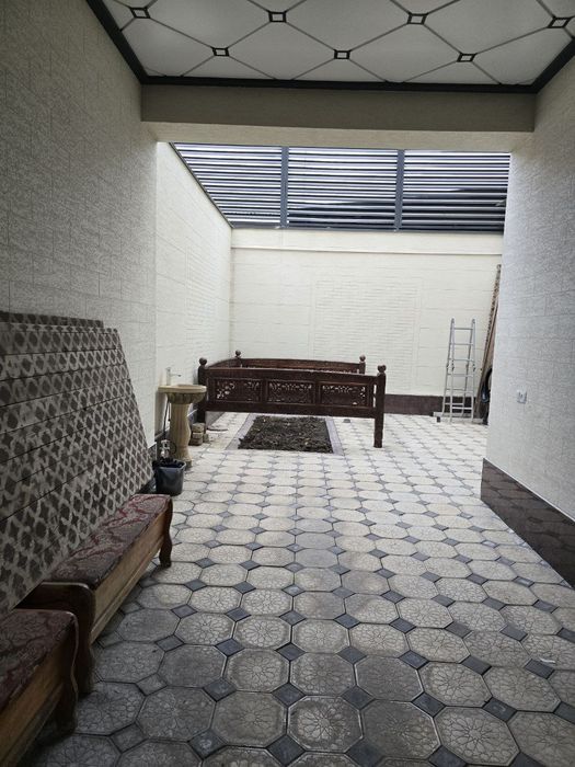 Срочно . Келесда - Сотилади евро - ховли  6 хона.