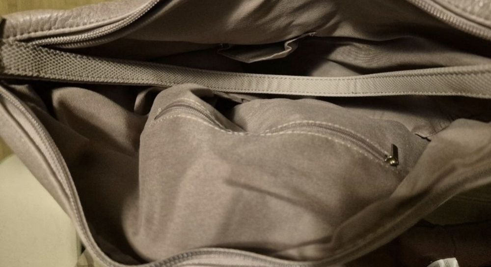 Geanta Hanna AVON hobo chic