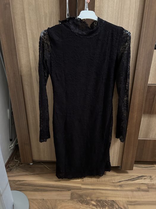 Rochie neagra mulata