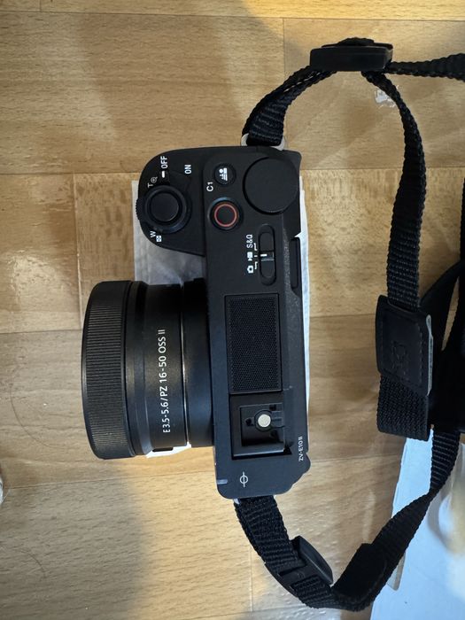 Продам камеру Sony zve 2 kit