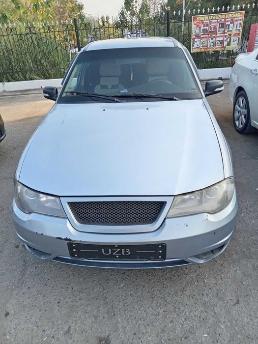 Автомобил сотилади