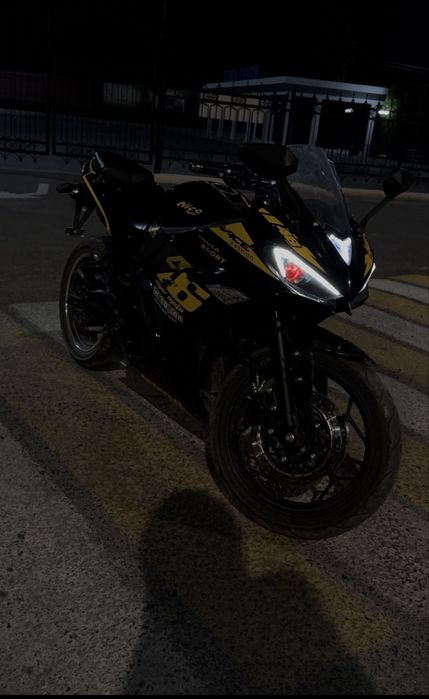 Mototsikl bayk elektroni