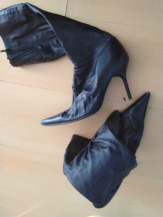 Продавам ботуши Antonio Rossi, естествена кожа, 38 номер, с цип и ток