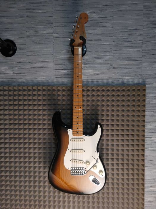 Fender Stratocaster ST54 MIJ 1989 Nitro