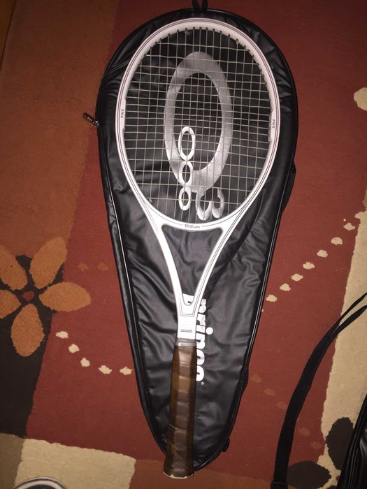 Vand racheta de tenis de camp