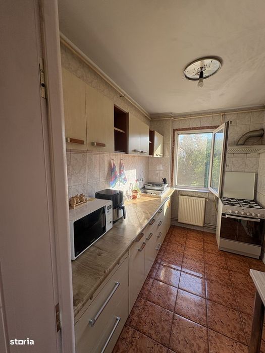 Apartament 2 camere zona Astra ,str Saturn