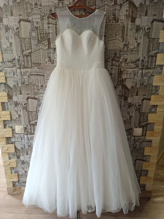 Продам свадебное платье