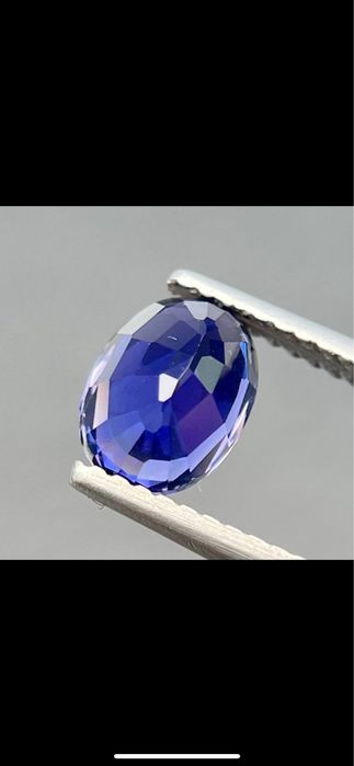 Iolit albastru violet 1.20 ct certificare IgI