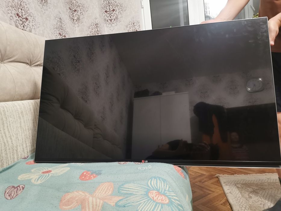 Продам телевизор