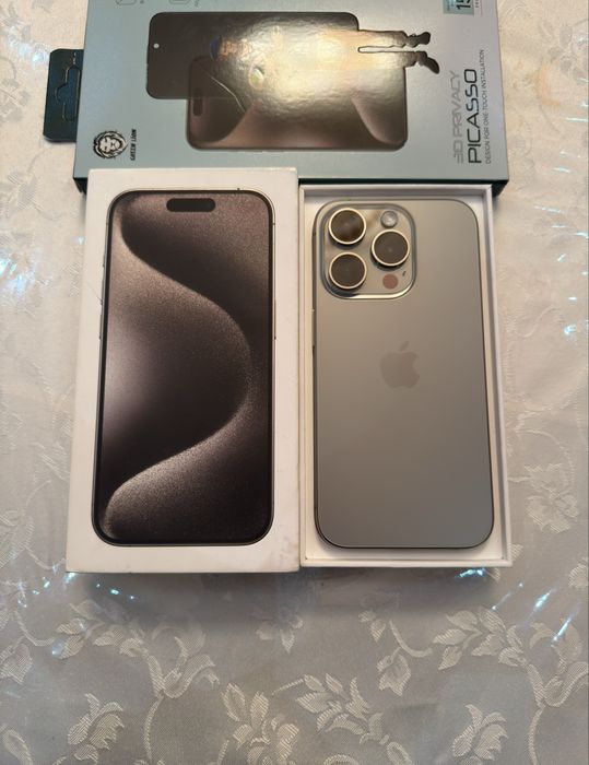 iPhone 15 Pro 256GB Natural Titanium