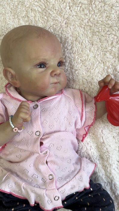 Кукла реборн малышка