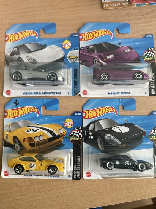 Hot wheels колички