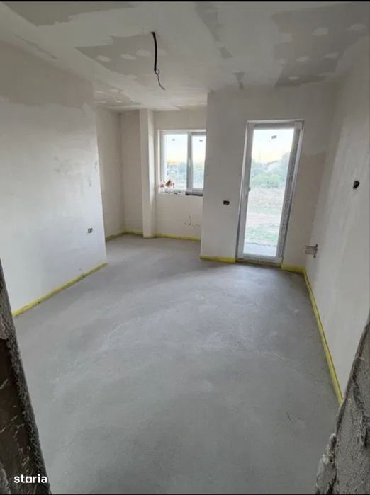 Duplex de vanzare Cetate - Zona piata