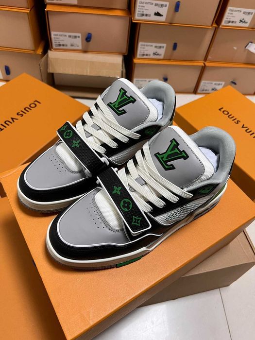 Adidasi Louis Vuitton Trainer Premium