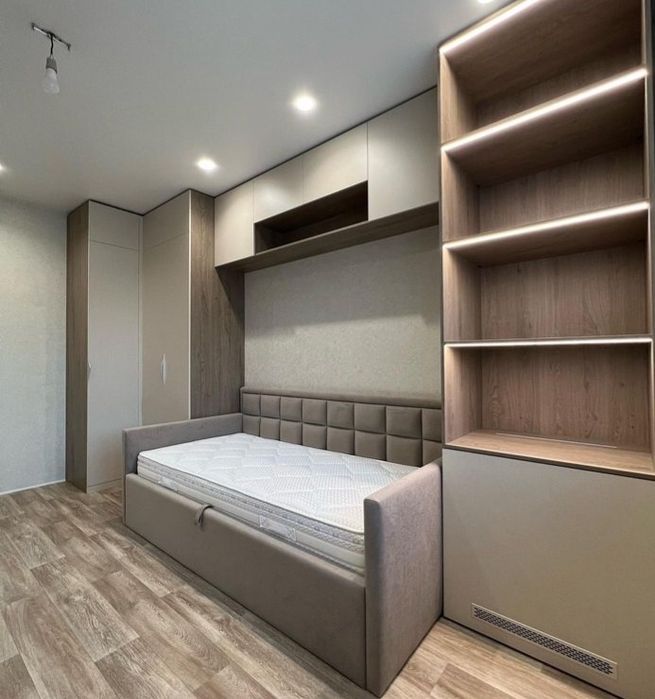 Kravat  zakazga xoxlagan turdagi