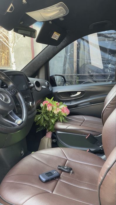 Mercedes vito.