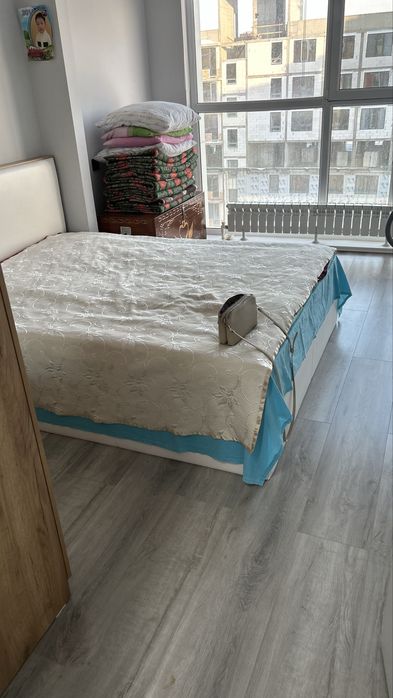 Продам белую кровать