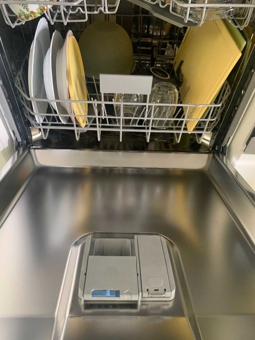 миална Grundig GR 7700