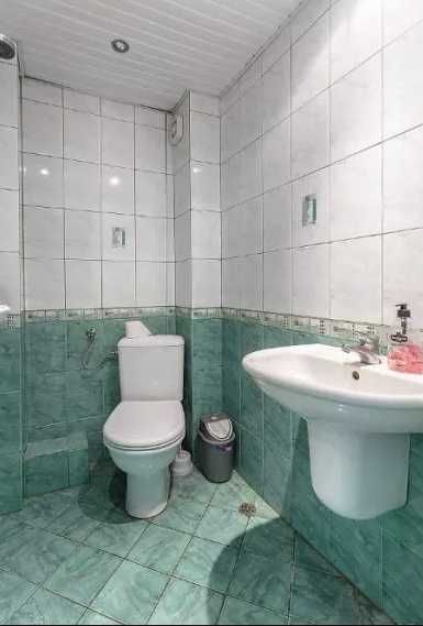 Дава се под наем Тристаен апартамент в Бургас, Център - 82 кв.м за 275 € - Снимка #7