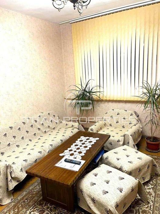 Двустаен апартамент с възможност за преустройство в Кършияка