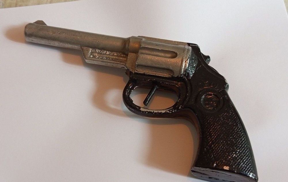 Pistol vintage de panoplie german,anii 70