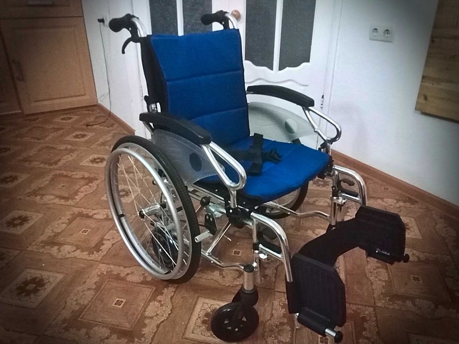 Кресло-коляска + ходунки