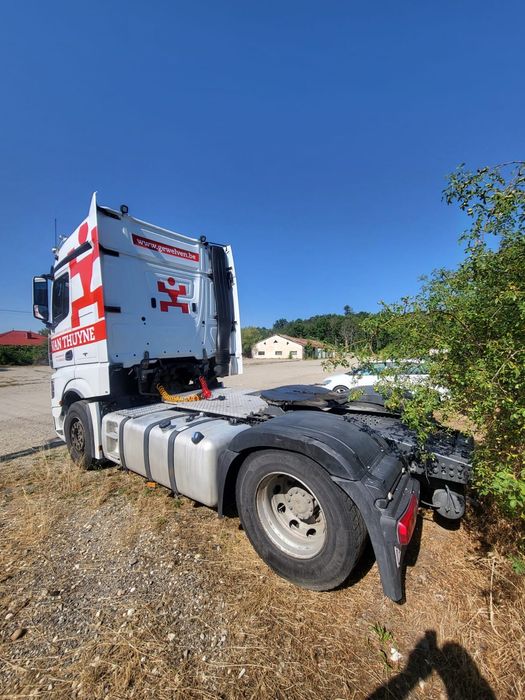 VÂND /SCHIMB Ansamblu mercedes Actros Model 1845 (remorca)