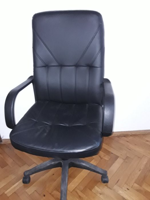 Офис стол президент