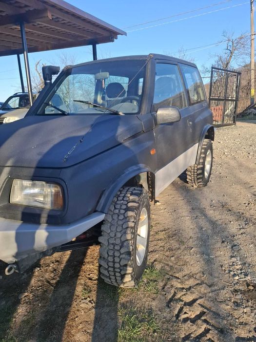 Vand suzuki vitara 2.0 benzina