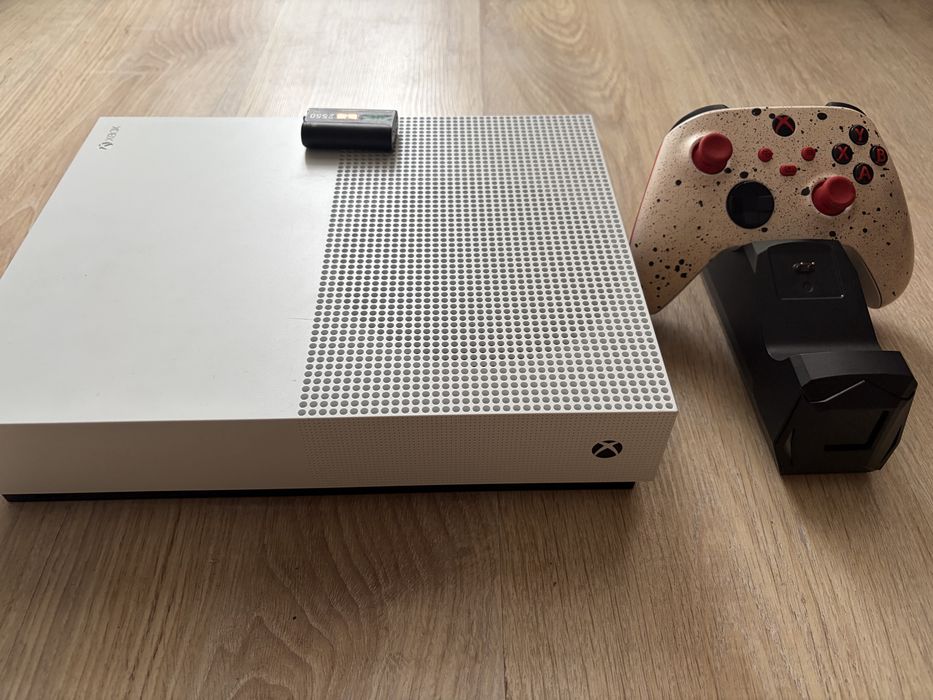 Xbox one s cu TB spatiu de stocare