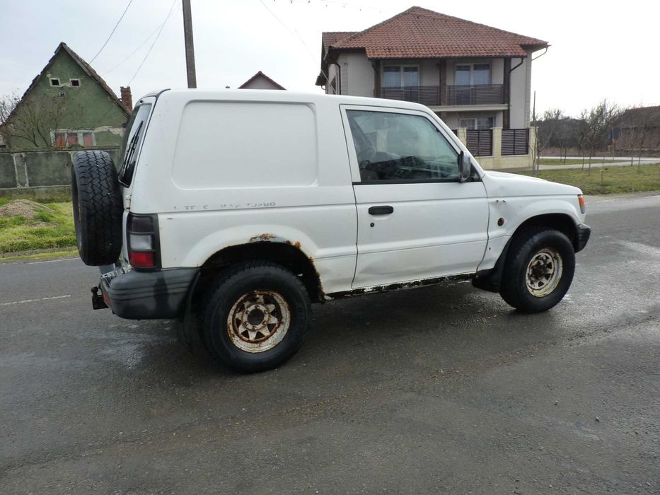 Mitsubishi  4x4 Clima