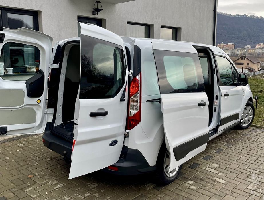 Vând Ford Transit Connect