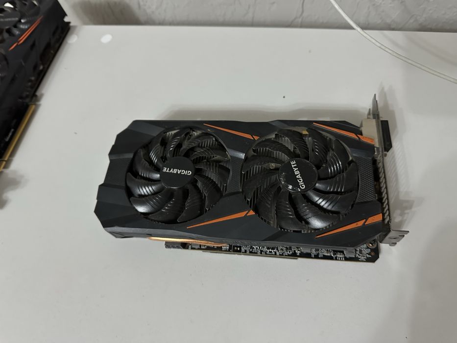 GTX 1060 3GB  видеокарта