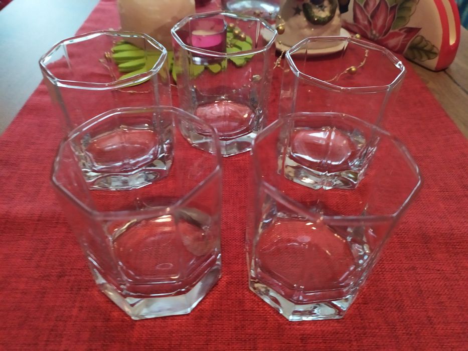 6 стъклени чаши сервиз